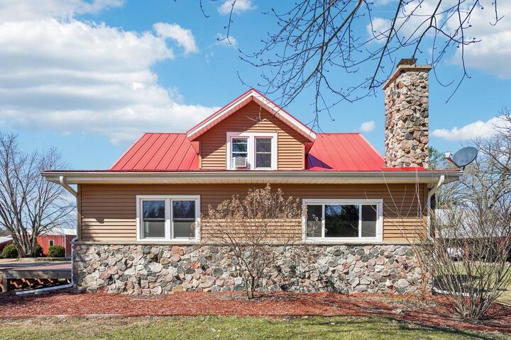 Property Photo:  N4691 County Road Hh  WI 53948 