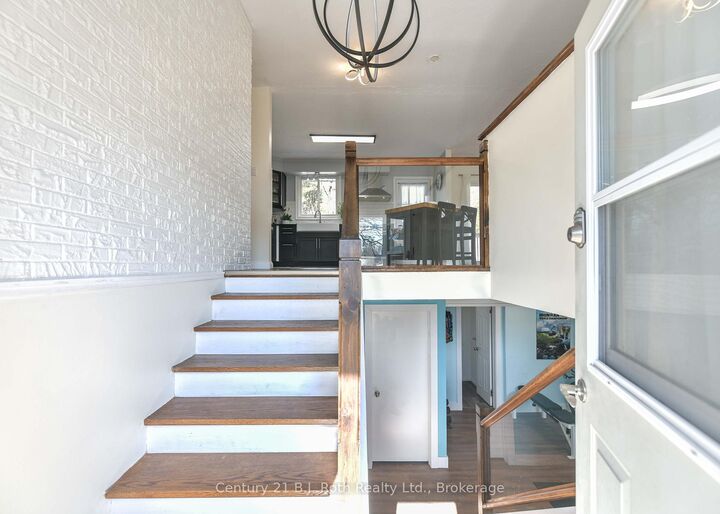 Property Photo:  620 Pinedale Road  ON P1P 1L5 