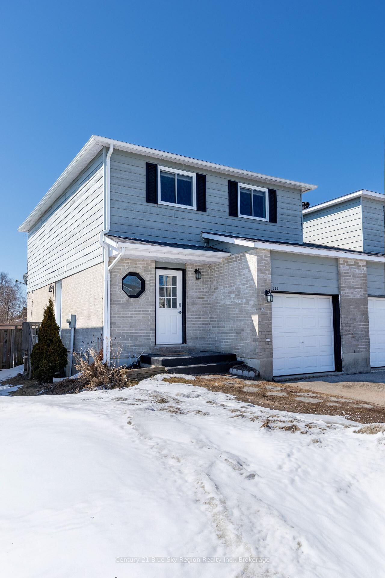 Property Photo:  339 Champlain Street  ON P1B 2L9 