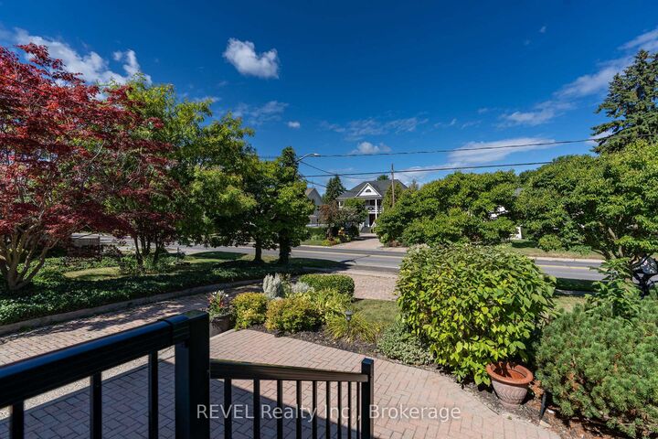 Property Photo: 522 Mississagua Road ON L0S 1J0