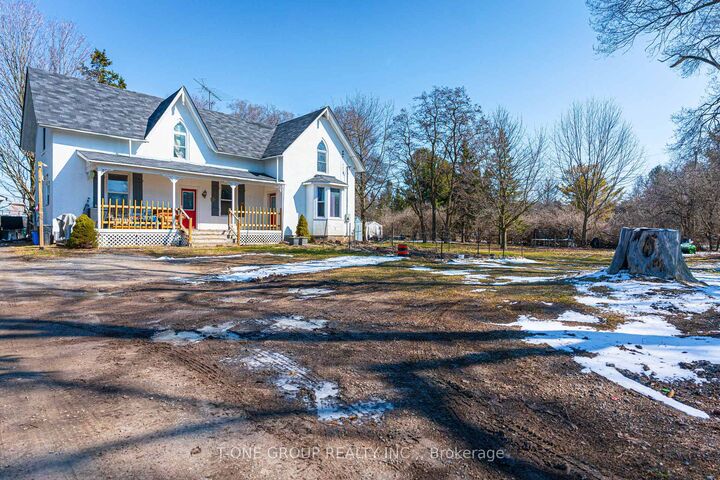 252 Columbus Road E — photo 1