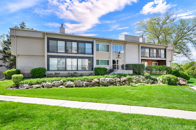 Property Photo: 2554 S Elizabeth St E 5 UT 84106