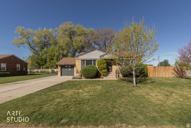 Property Photo: 907 S Tyler Ave UT 84404
