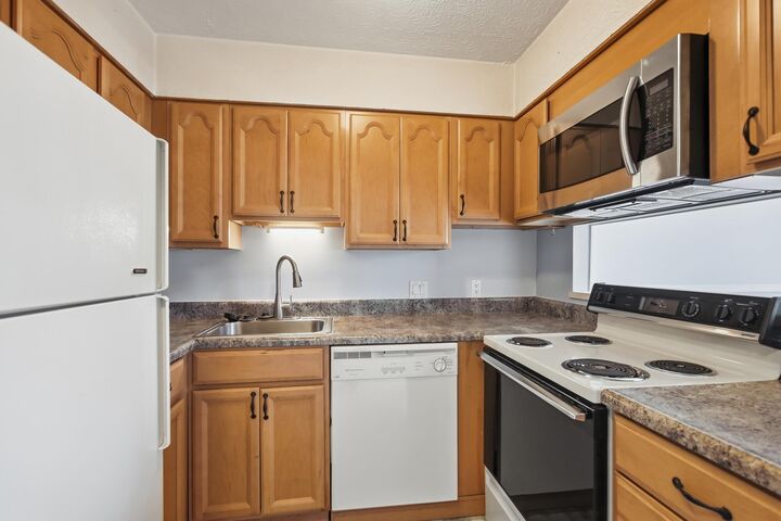 Property Photo:  615 Villa Road B  OH 45503 