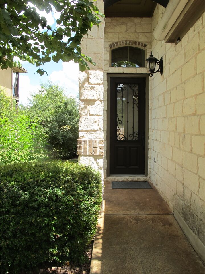 Property Photo:  509 S Meadowlark Street A  TX 78734 