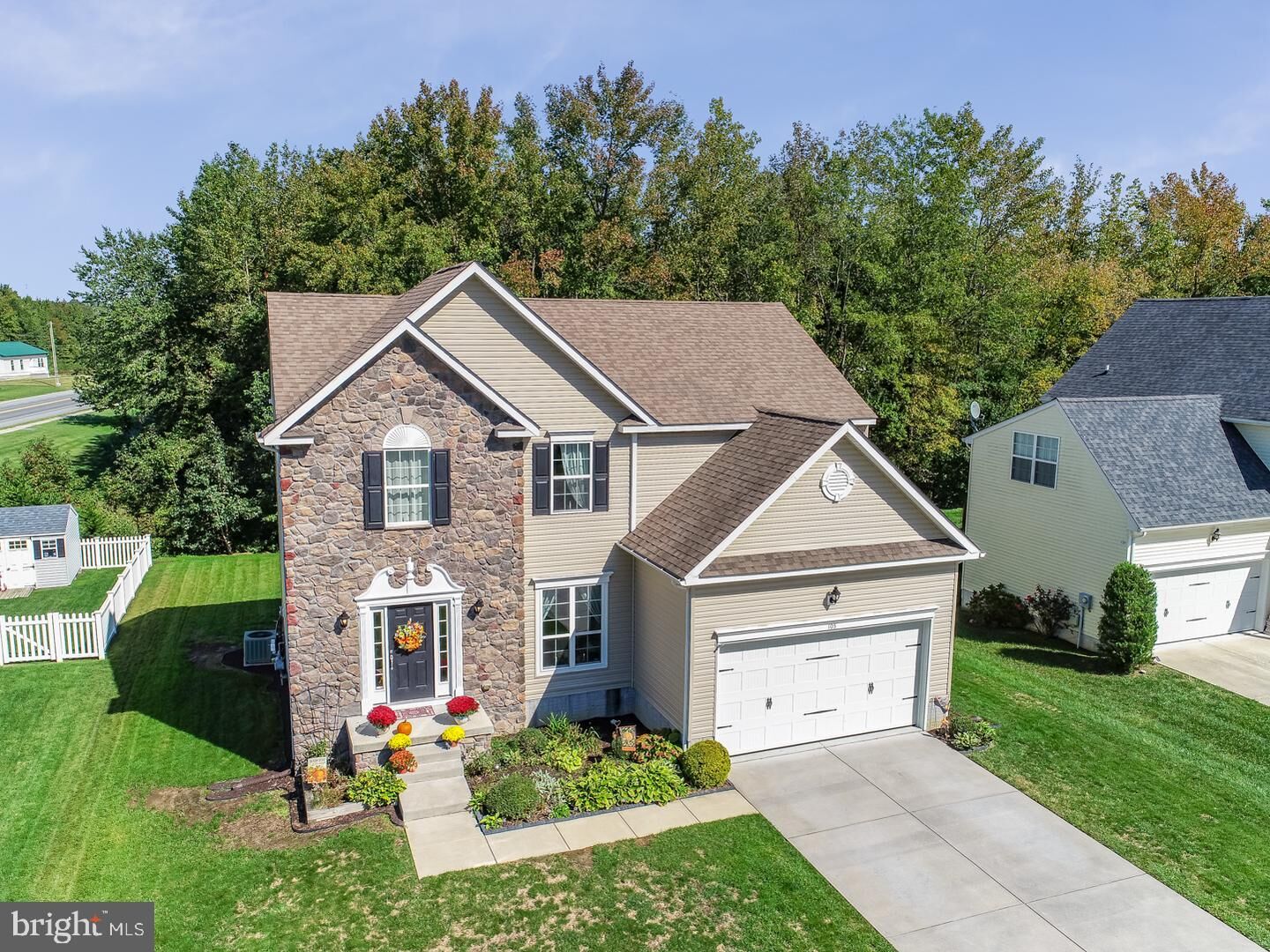 Property Photo:  105 Hobbyhorse Court  DE 19904 