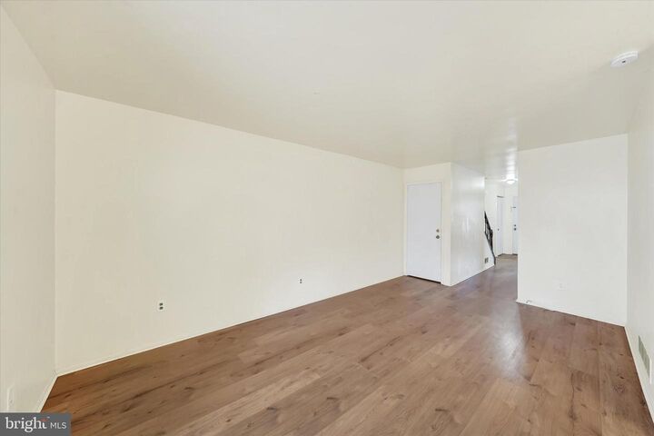 Property Photo:  521 Concord Bridge Place  DE 19702 