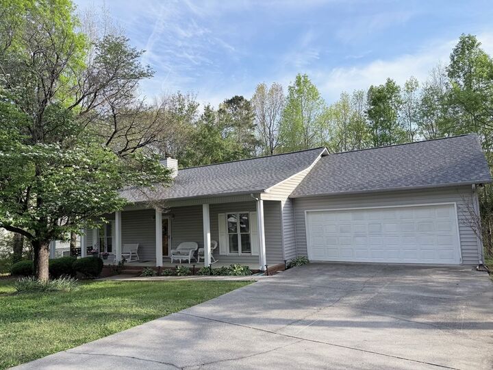 Property Photo:  2627 Oak Ridge Drive  GA 30740 