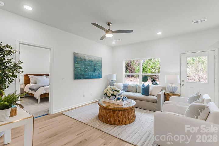 Property Photo:  13917 Stillwood Place  NC 28105 