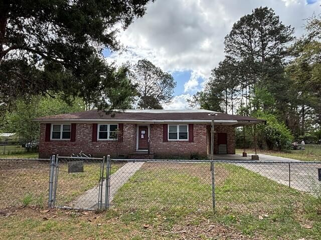 Property Photo:  132 Franklin Street  SC 29488 