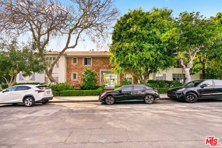 Property Photo: 1222 Princeton St CA 90404