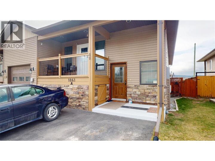 Property Photo: 1861 Kelowna Crescent North A BC V1C 6L6