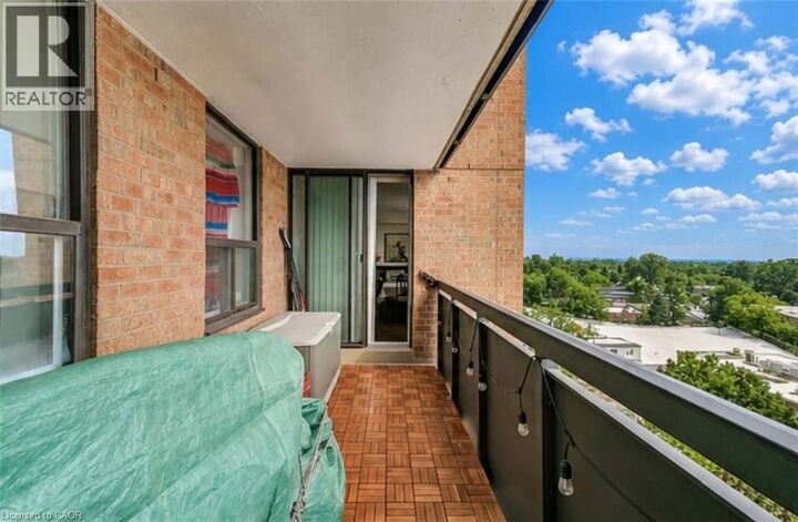 Photo de la propriété: 3845 Lakeshore Boulevard West 804 ON M8W 4Y3