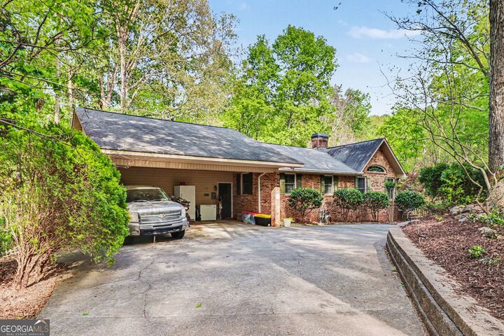 Property Photo:  2170 Taylorsville Road  GA 30178 