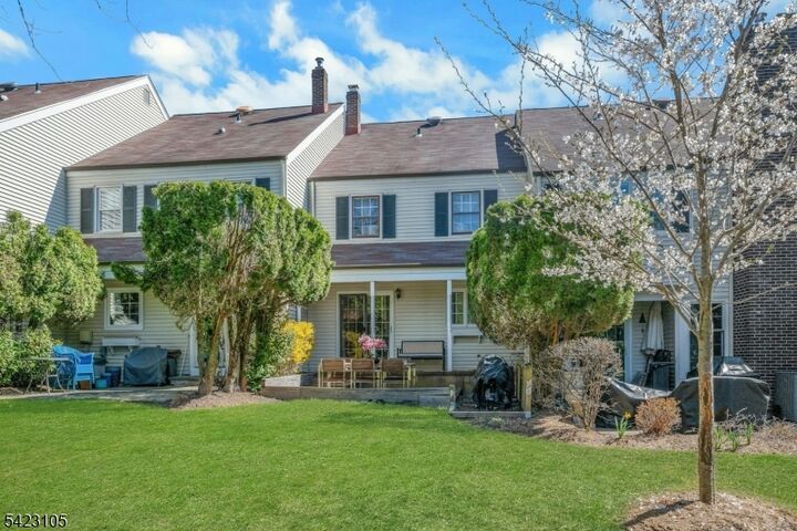 Property Photo:  14 Pembroke Dr  NJ 07945 