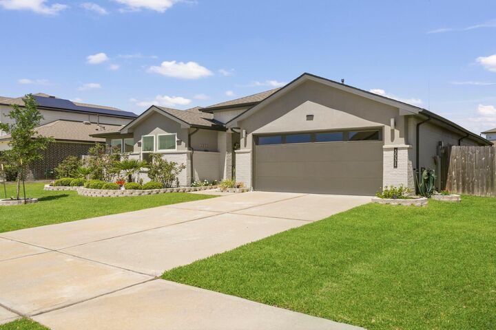 Property Photo:  3531 Joshua Grove  TX 77459 