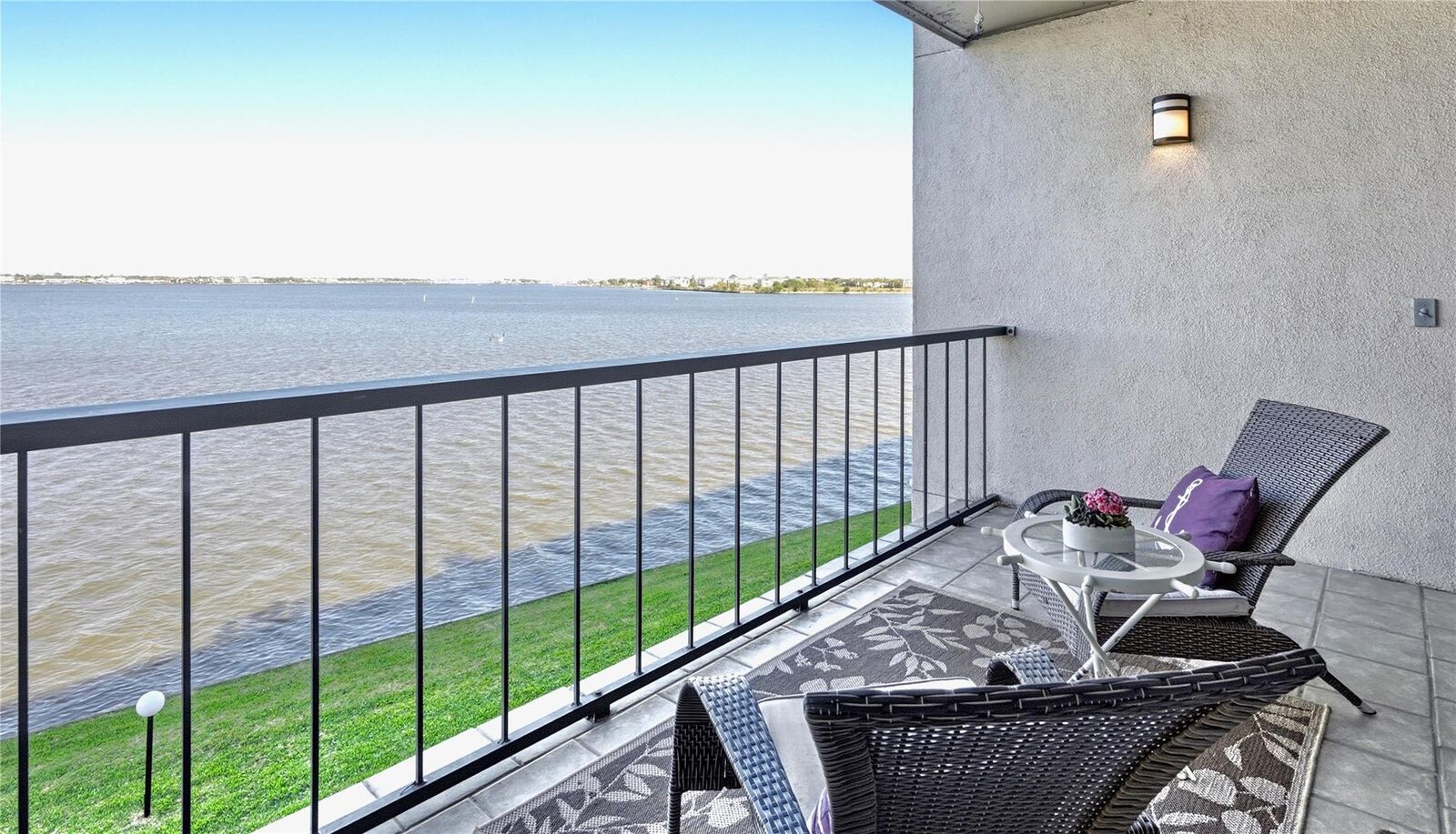 Property Photo:  351 Lakeside Lane 204  TX 77058 