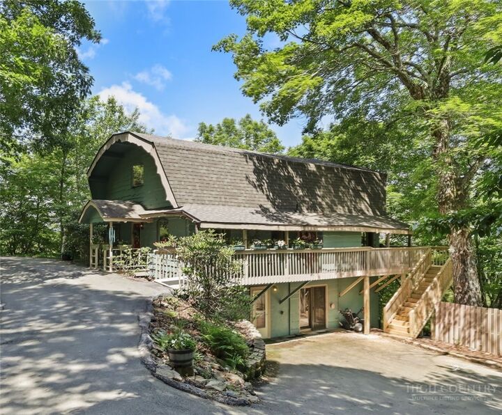 Property Photo:  867 Ski Acres Drive  NC 28605 