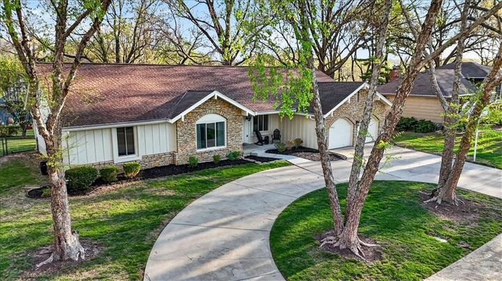 Property Photo:  7616 W 98th Terrace  KS 66212 