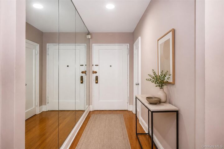 Property Photo:  1273 North Avenue 7/2G  NY 10804 