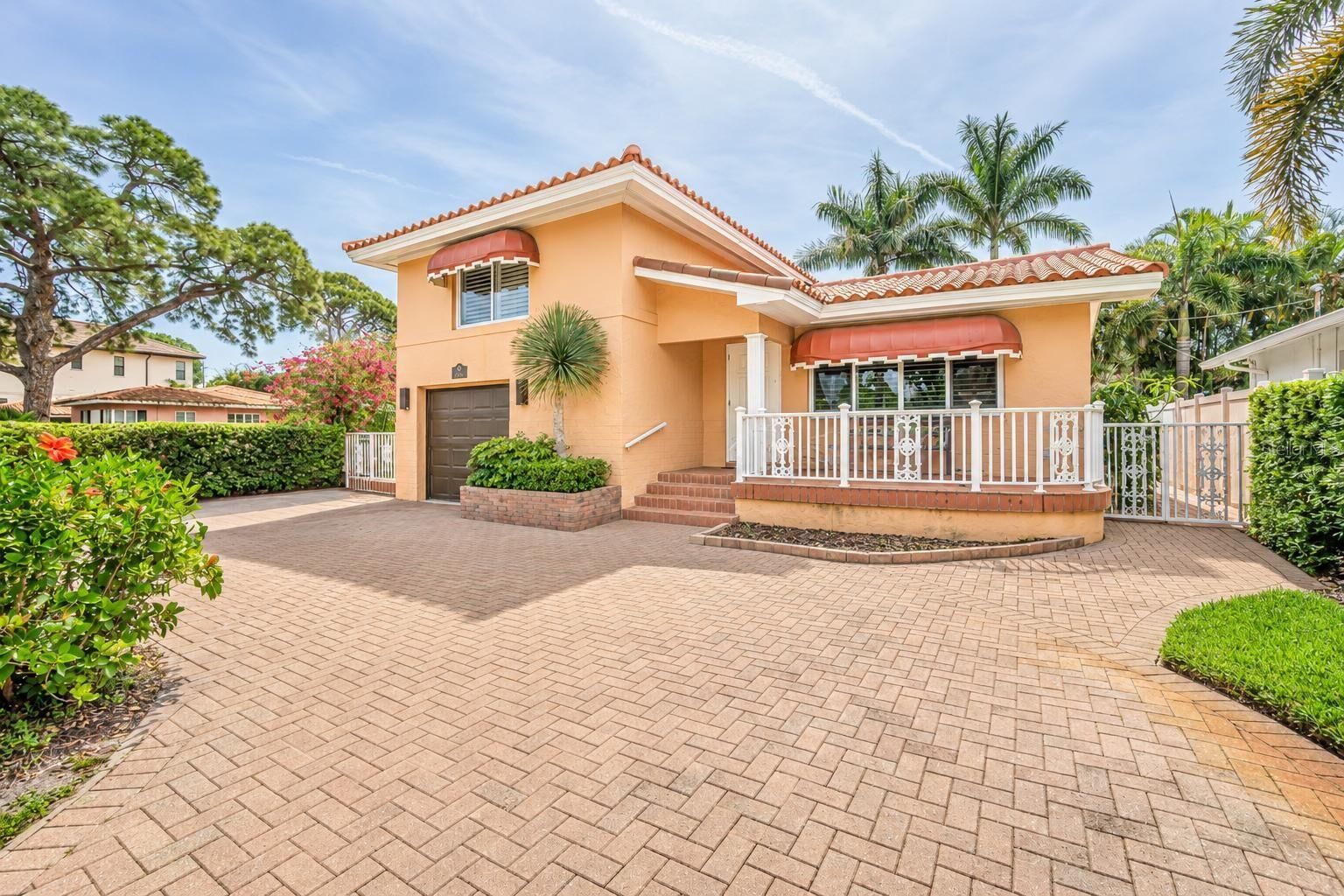 Property Photo:  243 Snell Isle Boulevard NE  FL 33704 