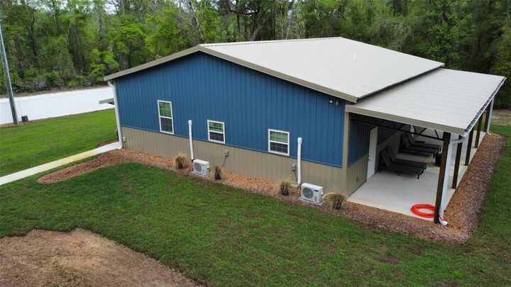 Property Photo:  1133 SE 81st Place  FL 32693 