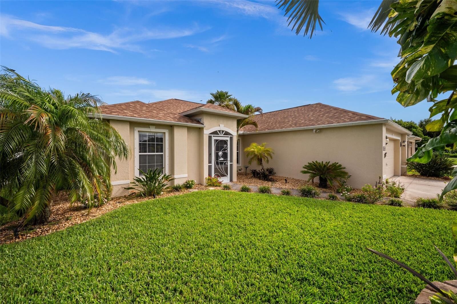 Property Photo: 4268 Leesburg Avenue FL 34288