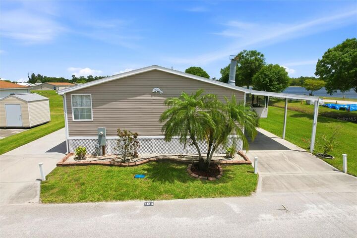 Property Photo: 184 W Manatee Loop FL 33950