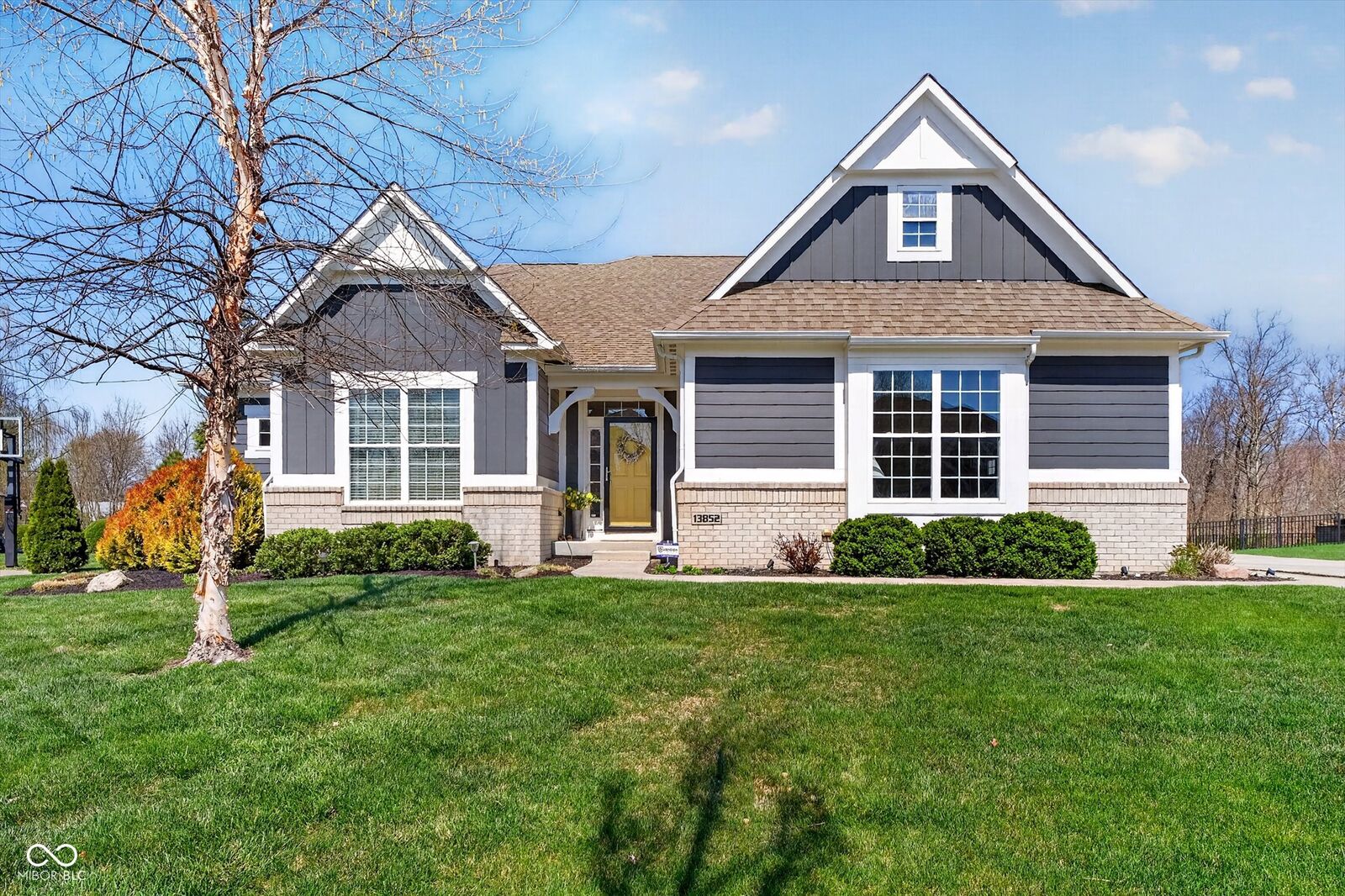 Property Photo:  13852 Ambria Drive  IN 46055 