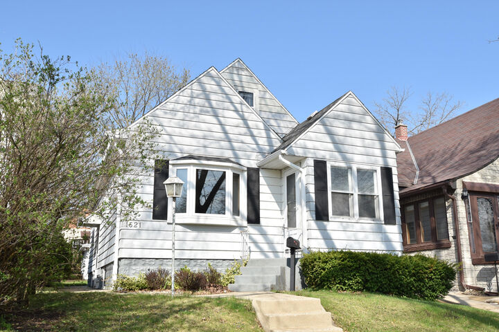 Property Photo:  1521 S 62nd St  WI 53214 