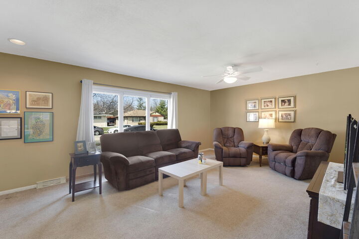 Property Photo:  1517 Orchard St  WI 53405 