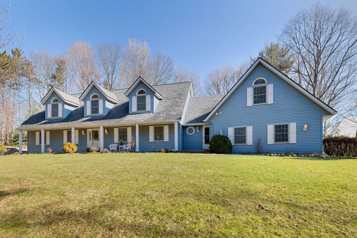 Property Photo: 8894 Lakeshore Avenue MI 49460