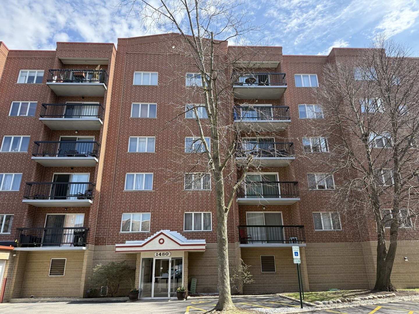 Property Photo:  1480 Jefferson Street 203  IL 60016 