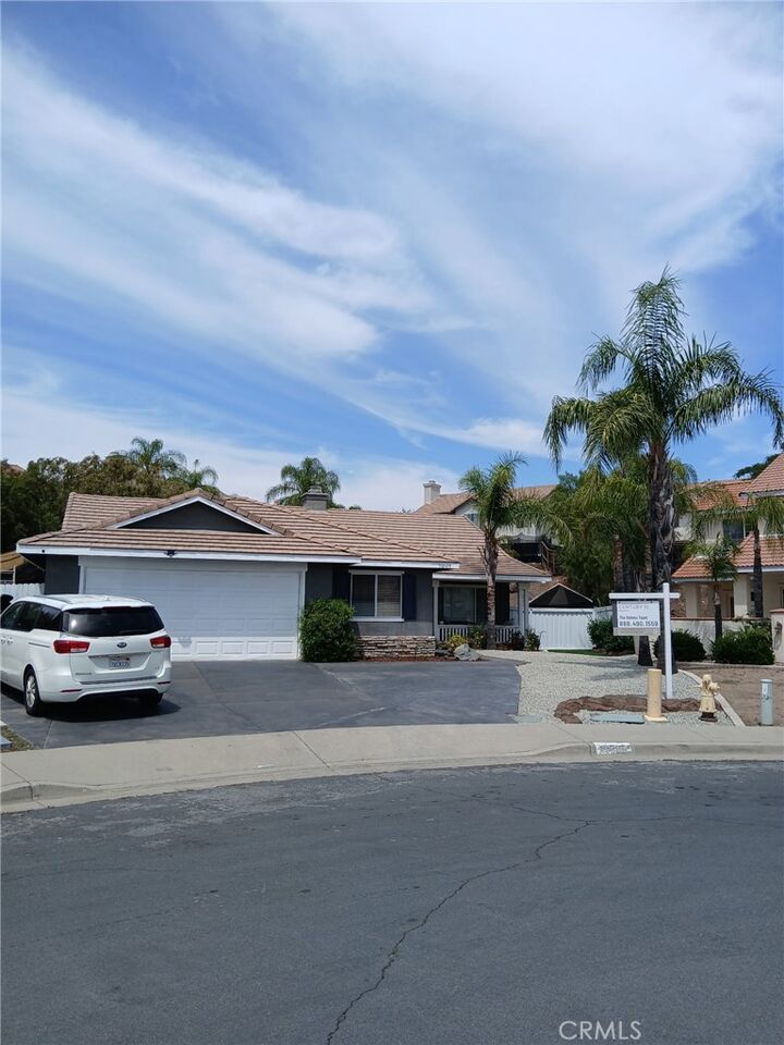 Property Photo:  31009 Lausanne  CA 92530 