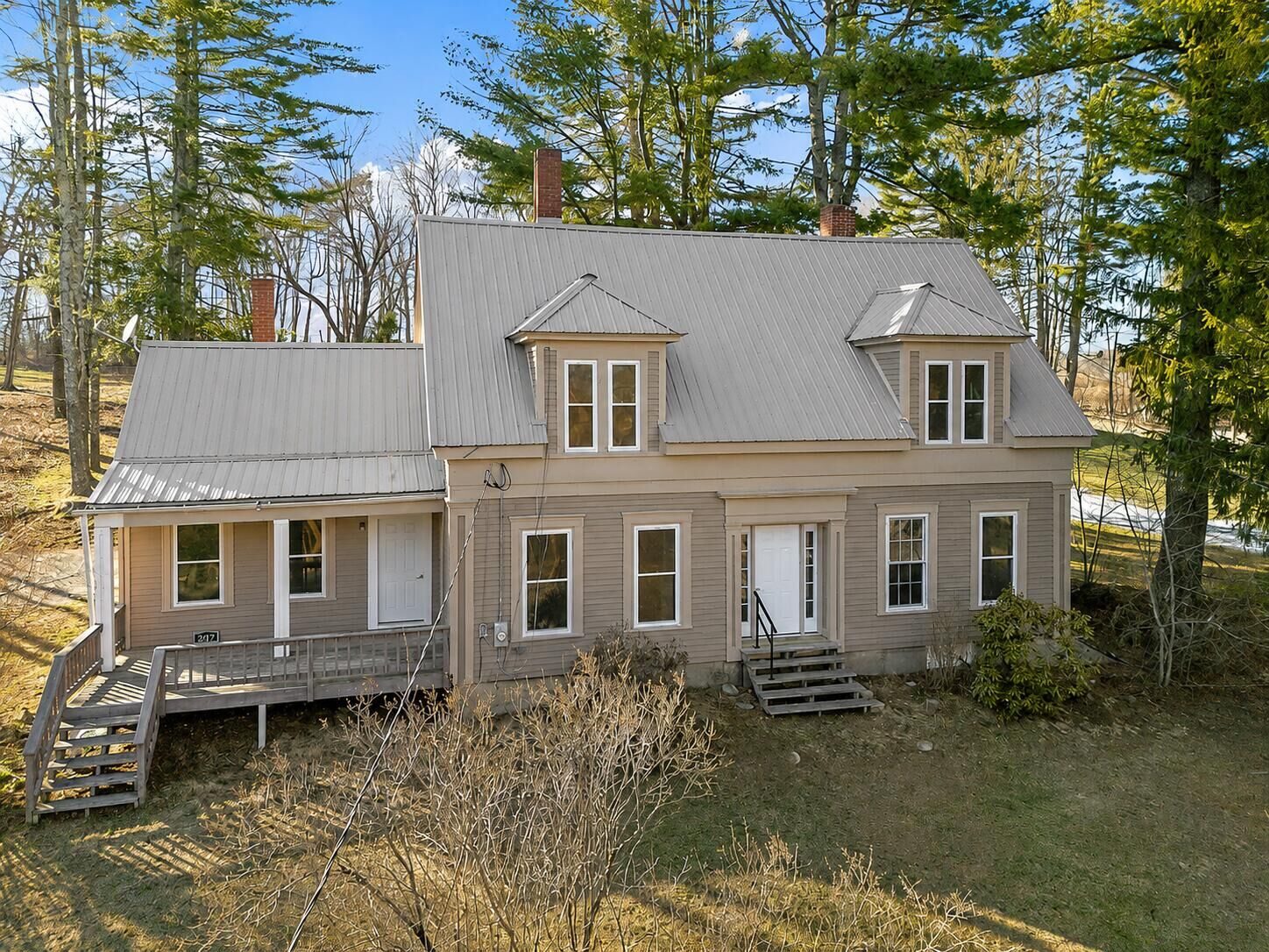 Property Photo:  247 Winthrop Center Road  ME 04364 