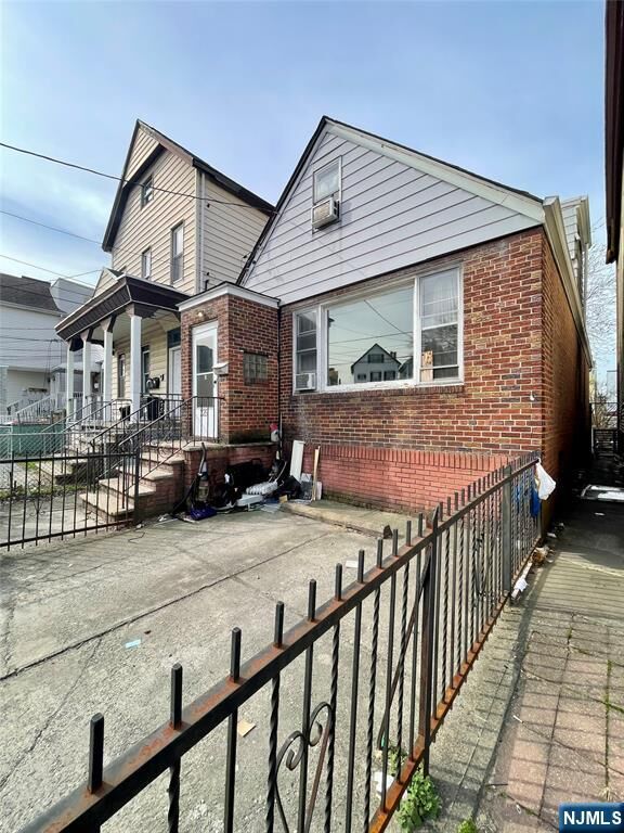 Property Photo:  225 Cator Avenue  NJ 07305 