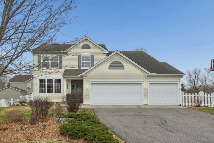 Property Photo: 955 Lake Ridge MN 55129