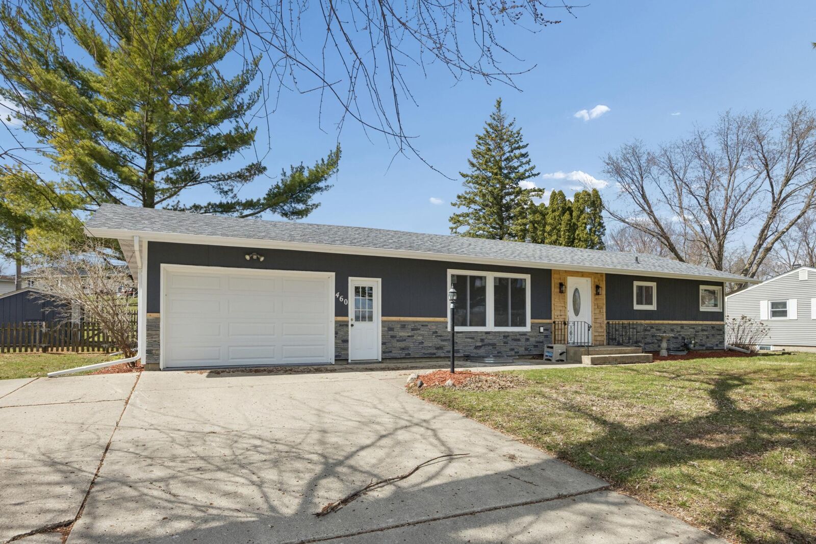 Property Photo:  460 Selby Avenue  MN 55060 
