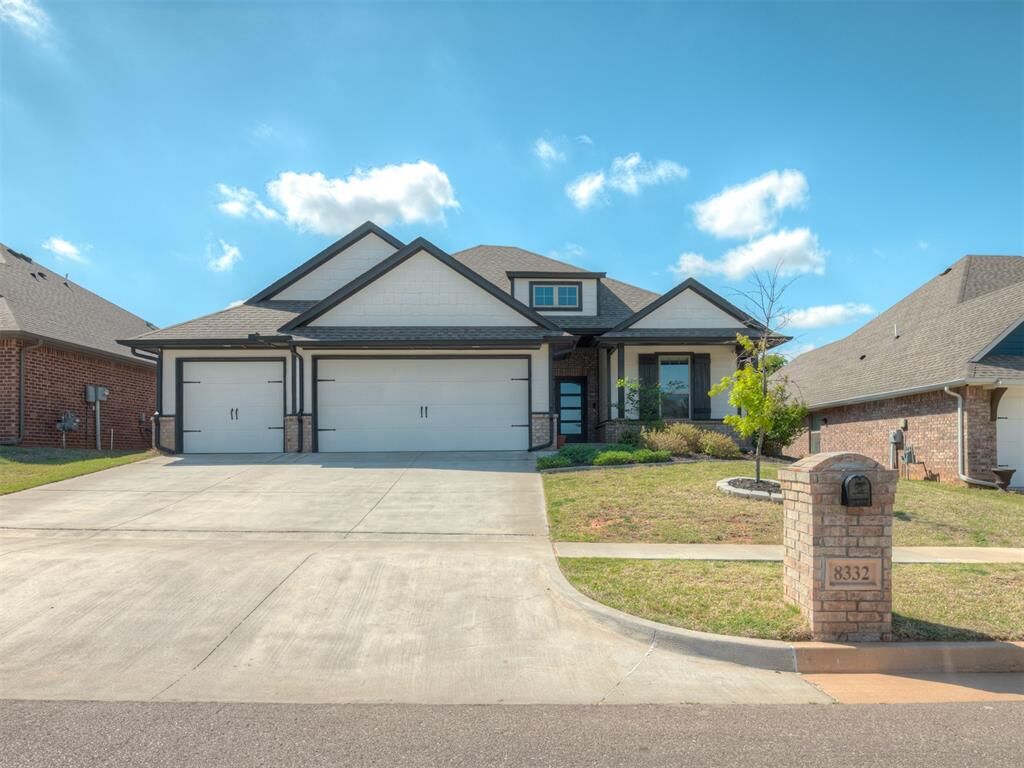 Property Photo: 8332 Poplar Drive OK 73034