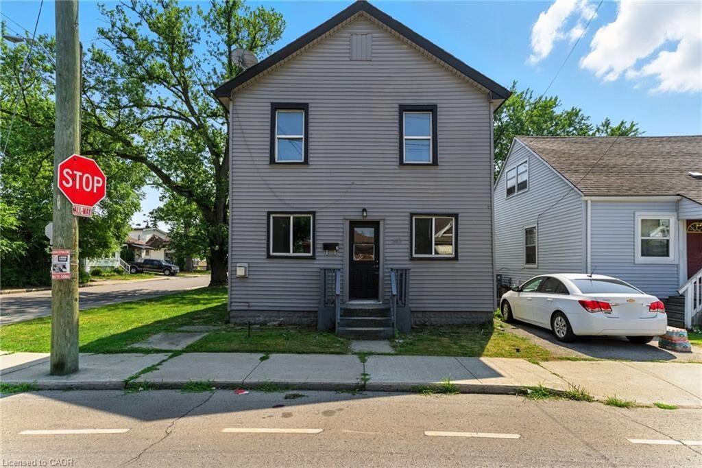 Property Photo:  510 Britannia Avenue  ON L8H 1Z6 