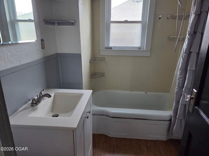 Property Photo: 132 S Mc Connell Avenue MO 64801