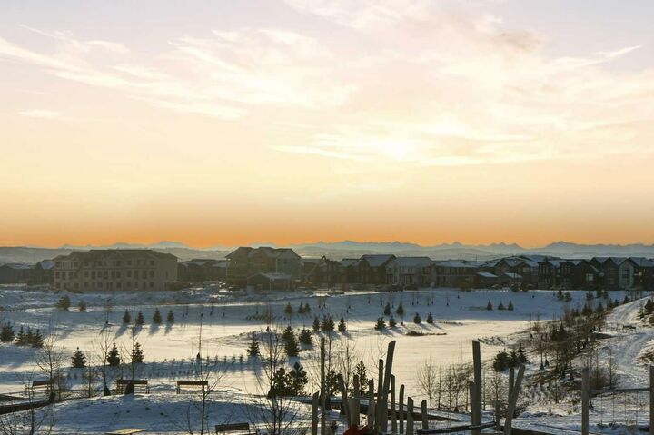 Property Photo:  102 Setonstone Manor SE  AB T3M 3G4 