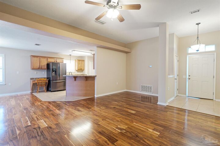 Property Photo:  8932 Abbington Dr  FL 32534 