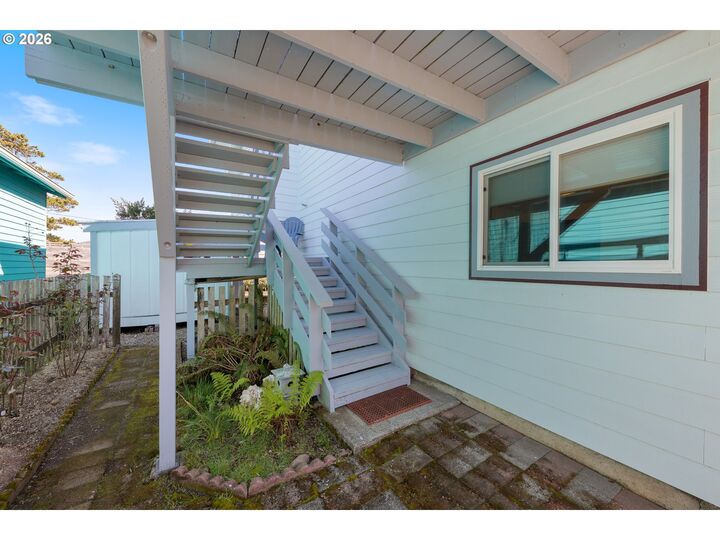 Property Photo: 5900 Coats Ave OR 97112