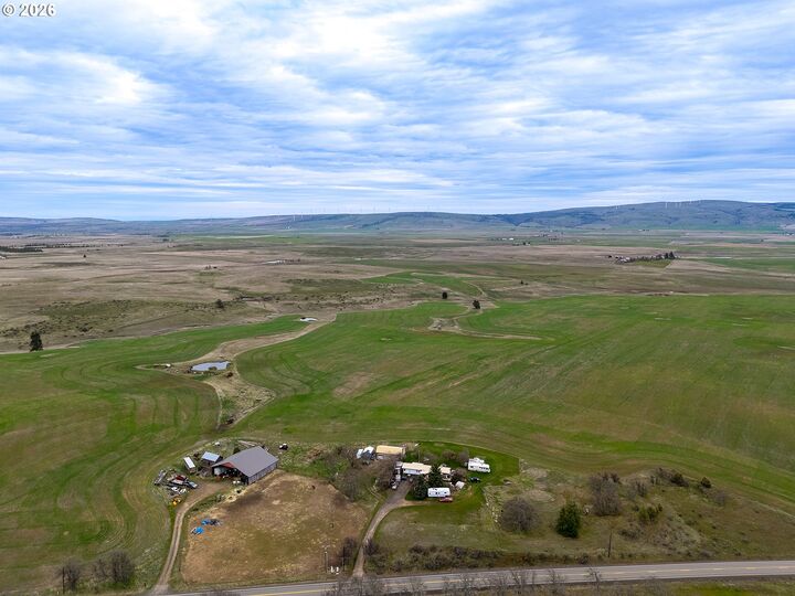Property Photo:  390 Bickleton Hwy  WA 98620 