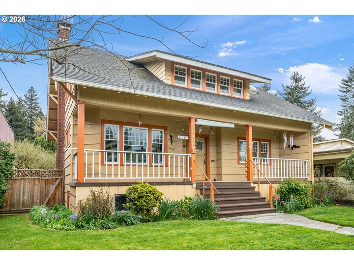 Property Photo:  7462 N Dwight Ave  OR 97203 