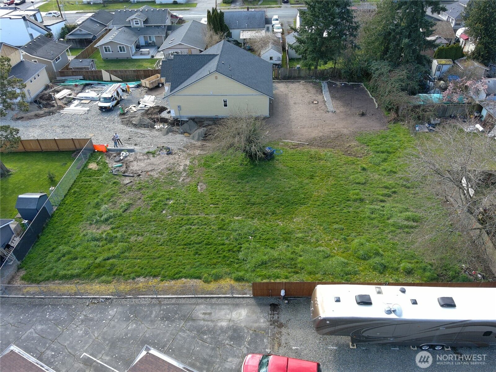Property Photo:  1105 W Pioneer Avenue  WA 98371 