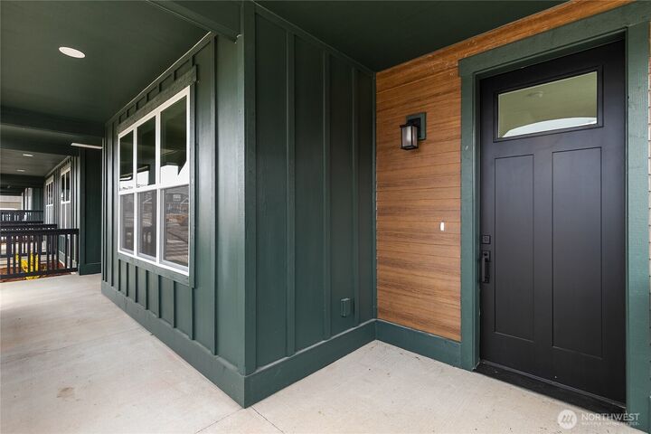 Property Photo: 4245 Melrose Lane WA 98226