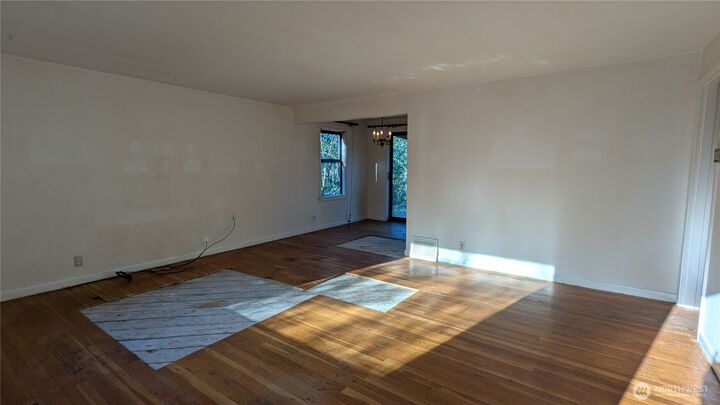 Property Photo:  3631  32nd Avenue W  WA 98199 