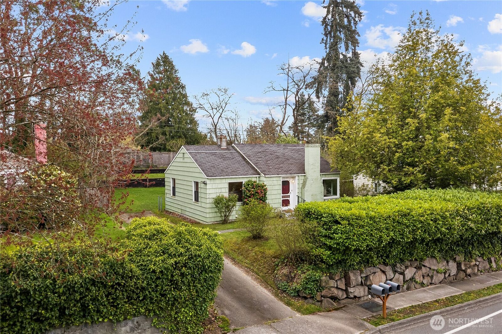 Property Photo:  15620  5th Avenue NE  WA 98155 